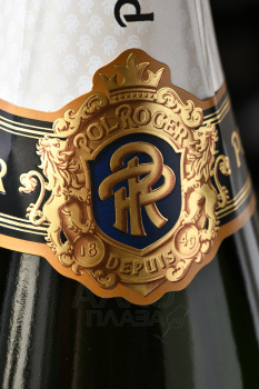 Pol Roger Brut Reserve gift box Festive - шампанское Поль Роже Брют Резерв 0.75 л в п/у Фестив