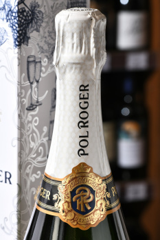 Pol Roger Brut Reserve gift box Festive - шампанское Поль Роже Брют Резерв 0.75 л в п/у Фестив