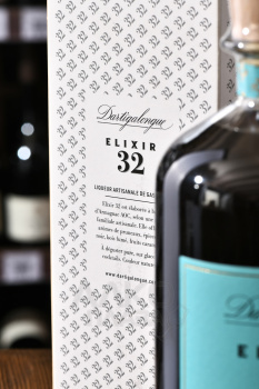 Elixir 32 Dartigalongue - ликер Эликсир 32 Дартигалон 0.7 л в п/у