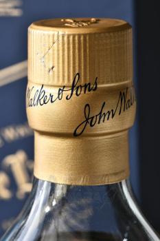 Johnnie Walker Blue Label - виски Джонни Уокер Блю Лейбл 0.75 л в п/у