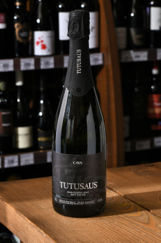 Tutusaus Gran Reserva Brut Nature Cava - вино игристое Тутусаус Гран Резерва Брют Натюр Кава 0.75 л белое брют натюр