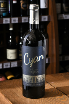 Cyan Prestigio Tinta de Toro DO - вино Сиян Престижио Тинта де Торо ДО 0.75 л красное сухое