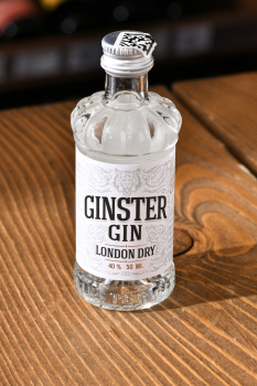 Ginster London Dry Gin - джин Джинстер Лондон Драй 0.05 л