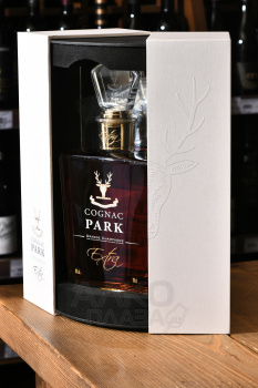 Park Extra - коньяк Парк Экстра 0.7 л