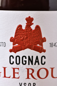 Brugerolle Aigle Rouge VSOP 4 years old - коньяк Брюжроль Игл Руж ВСОП четырехлетний 0.7 л в п/у