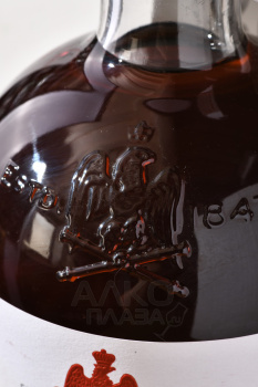 Brugerolle Aigle Rouge VSOP 4 years old - коньяк Брюжроль Игл Руж ВСОП четырехлетний 0.7 л в п/у