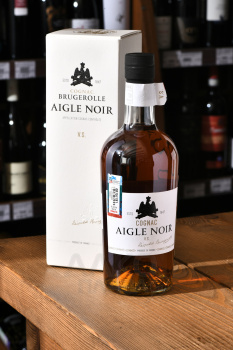 Brugerolle Aigle Noir VS - коньяк Брюжроль Игл Ноир ВС 0.7 л в п/у