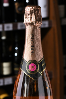 Cava Castillo Perelada Rose Brut - игристое вино Кава Кастильо Перелада Кава Розе Брют 0.75 л розовое брют