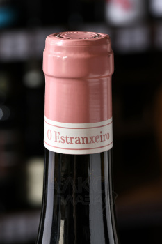 O Estranxeiro Ribeira Sacra DO - вино О Эстраншейро Рибейра Сакра ДО 0.75 л красное сухое