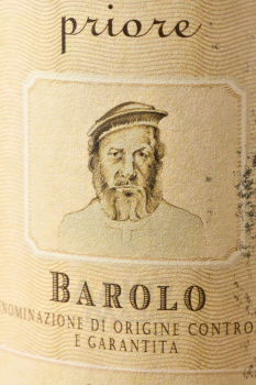Cantine Povero Priore Barolo DOCG - вино Кантине Поверо Приоре Бароло красное сухое 0.75 л