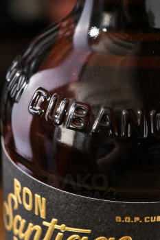 Santiago de Cuba Extra Anejo 12 years - ром Сантьяго де Куба Экстра Аньехо 12 лет 0.7 л
