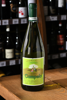 Campelo Cruzeiro Minhoto Vinho Verde - вино Кампело Крузейру Миньоту Виньо Верде 1 л белое полусухое