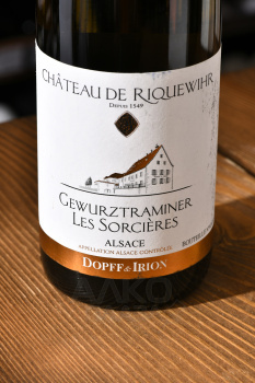 Dopff & Irion Domaines du Chateau de Riquewihr Les Sorcieres Gewurztraminer Semi-Sweet Alsace AOC - вино Допф & Ирион Домен дю Шато де Риквир Ле Сорсьер Гевюрцтраминер 0.75 л белое полусладкое