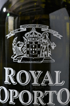 Royal Oporto White - портвейн Роял Опорто Вайт 0.75 л