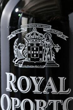 Royal Oporto Ruby - портвейн Роял Опорто Руби 0.75 л