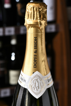 Dopff & Iron Cremant d`Alsace AOC Brut Blanc de Blanc - вино игристое Допф & Айрон Креман д`Эльзас Брют Блан де Блан 0.75 л белое брют