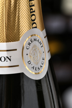 Dopff & Iron Cremant d`Alsace AOC Brut Blanc de Blanc - вино игристое Допф & Айрон Креман д`Эльзас Брют Блан де Блан 0.75 л белое брют