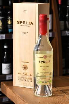 Spelta Wild Wheat - водка Спельта Дикая Пшеница 0.7 л в д/у