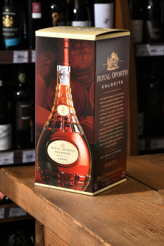 Royal Oporto Colheita - портвейн Роял Опорту Кулейта 0.75 л в п/у