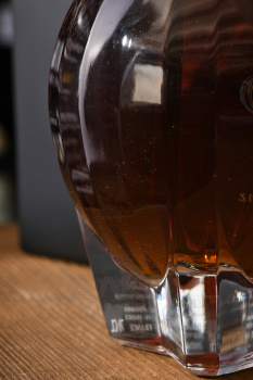 Cognac Leyrat Extra Glory - коньяк Лейра Экстра Глори 0.7 л в п/у