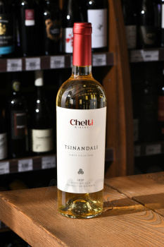 Chelti Family Collection Tsinandali - вино Челти Фэмили Коллекшн Цинандали 2020 год 0.75 л белое сухое