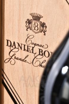Daniel Bouju Brut de Fut - коньяк Даниель Бужу Брют де Фут 40 лет 0.7 л в д/у