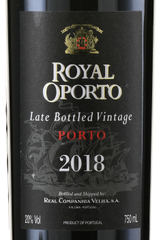 Royal Oporto LBV Gift Box - портвейн Роял Опорту ЛБВ 2018 0.75 л в п/у