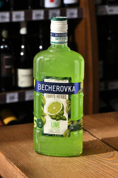 Becherovka Lime & Basil - ликер Бехеровка Лайм Базилик 0.5 л