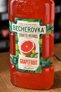 Becherovka Grapefruit & Hops - ликер Бехеровка Грейпфрут Хмель 0.5 л