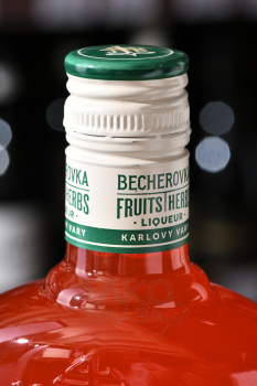 Becherovka Grapefruit & Hops - ликер Бехеровка Грейпфрут Хмель 0.5 л