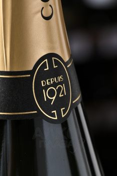 Champagne Collet Brut - шампанское Колле Брют 0.75 л белое брют