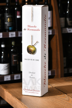 Christian Drouin Blanche de Normandie -  кальвадос Кристиан Друэн Бланш де Норманди 0.7 л