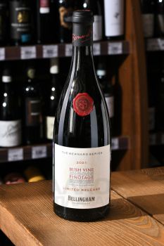 Bellingham The Bernard Series Bush Vine Pinotage - вино Беллингем Бернард Сириез Буш Вайн Пинотаж 0.75 л