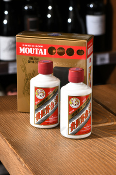 Bayczyu Kweichow Moutai - водка Байцзю Куайчжоу Маотай 0.05 л в п/у