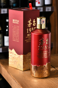 Moutai - байцзю Маотай 1935 0.5 л в п/у