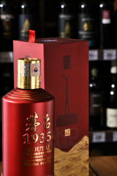 Moutai - байцзю Маотай 1935 0.5 л в п/у