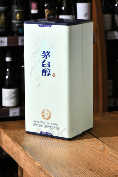Moutai Chun Green Breeze - байцзю Маотай Чунь Зеленый бриз 0.5 л в п/у