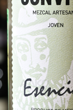 Convite Esencial Joven - мескаль Конвите Эсенсиаль Ховен 100% агава 0.75 л