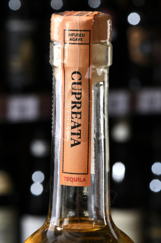 Curado Blanco Cupreata 100% Blue Agave - текила Курадо Бланко Купреата 100% Блю Агава 0.7 л