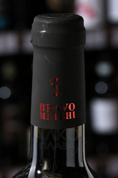Вино Браво Метехи Мукузани 0.75 л красное сухое