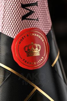 Moet Chandon Rose Imperial - шампанское Моет и Шандон Розе Империал 0.75 л розовое брют в п/у