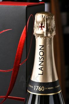 Lanson Black Label Brut gift box - шампанское Лансон Блэк Блэк Лейбл Брют 0.75 л в п/у