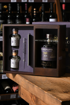 Botran & Co Gran Reserva Especial - ром Ботран и Ко Град Резерва Эспешиал в наборе 0.5 л