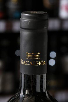 Bacalhoa Quinta da Bacalhoa Tinto - вино Бакальоа Кинта да Бакальоа Тинто 0.75 л красное сухое