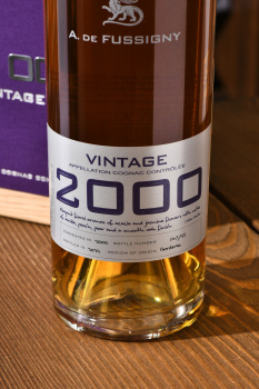 A. de Fussigny Vintage Collection - коньяк А де Фуссиньи Винтаж Коллексьон 2000 год 0.7 л в д/у