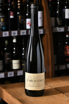 Riesling Maximin Klosterlay Carl Loewen - вино Рислинг Максимин Клостерлай Карл Лёвен 0.75 л белое полусухое