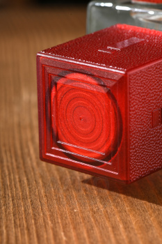 ICON Red - водка Айкон Ред 0.7 л