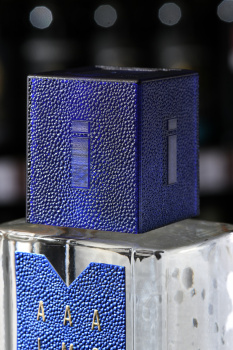 iCON Blue - водка Айкон Блю 0.5 л