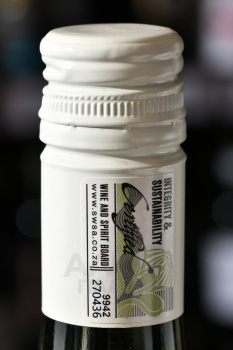 Giant’s Castle Sauvignon Blanc - вино Чаян’с Кесл Совиньон Блан 0.75 л белое сухое