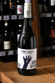 Giant’s Castle Pinotage - вино Чаян’с Касл Пинотаж 0.75 л красное сухое
